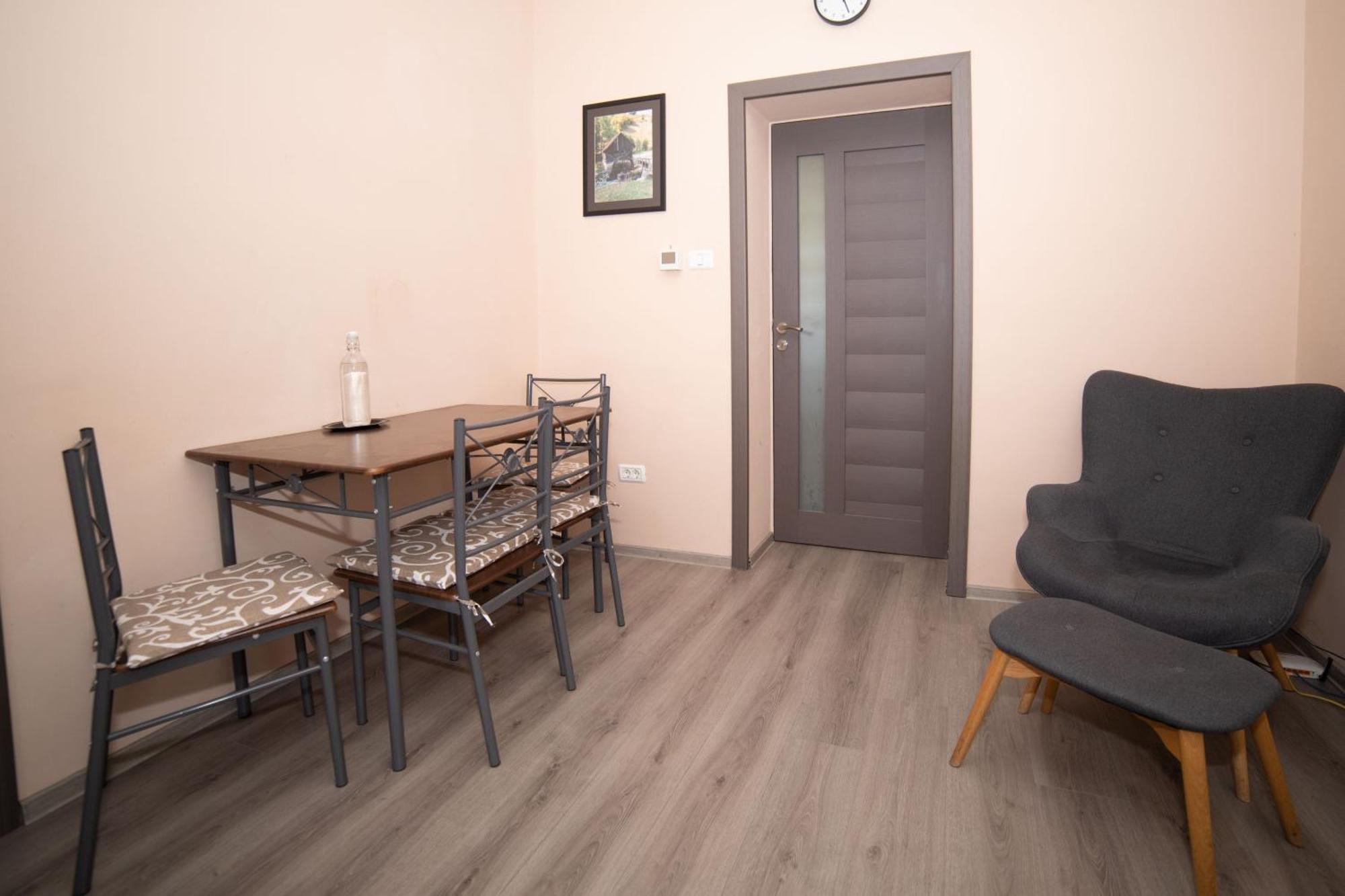 Milan house Appartement Arad Buitenkant foto